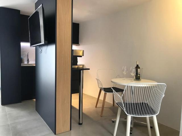 Acogedor Estudio Suite En Urbanizacion Tranquila ฟามารา ภายนอก รูปภาพ